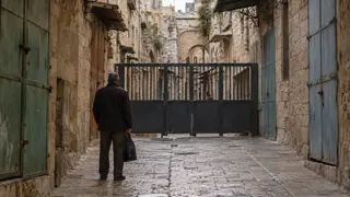 Israel Pasang Tiga Gerbang Besi di Kota Tua Hebron