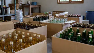 111 Botol Miras Disita di Ciater, Polisi Lanjutkan Penanganan Barang Bukti